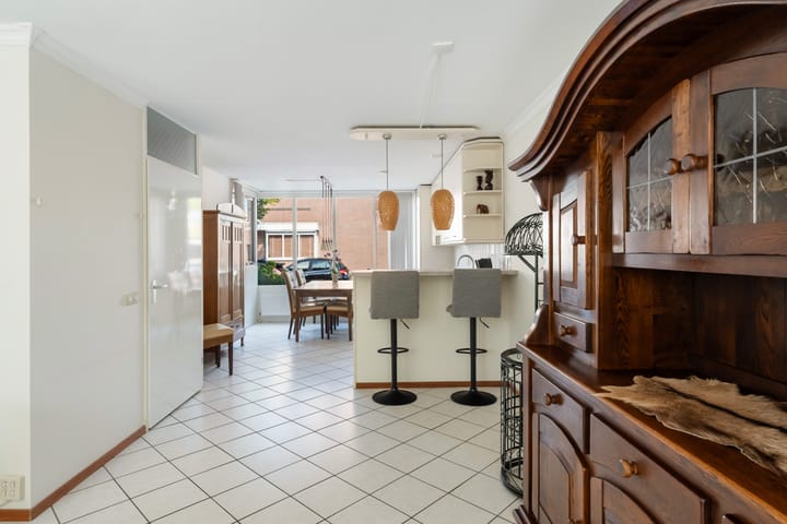 Tussenwoning te koop: Braziliëstraat 60, Alphen Aan Den Rijn