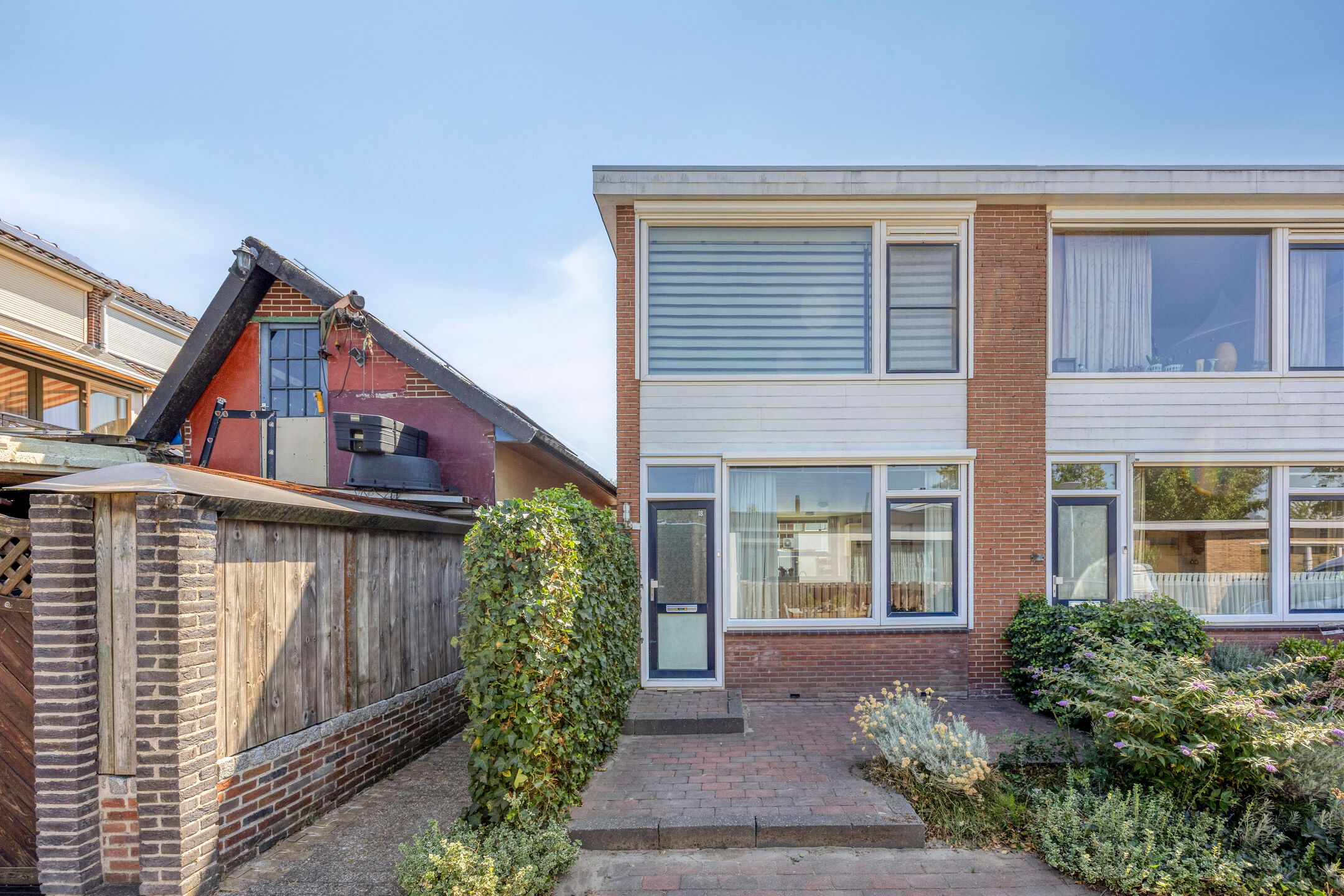 Photo 3 of Windhalmstraat 18