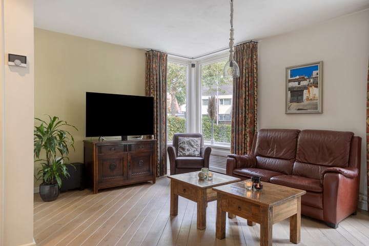 Tussenwoning te koop: Groen van Prinstererlaan 44, Vlijmen