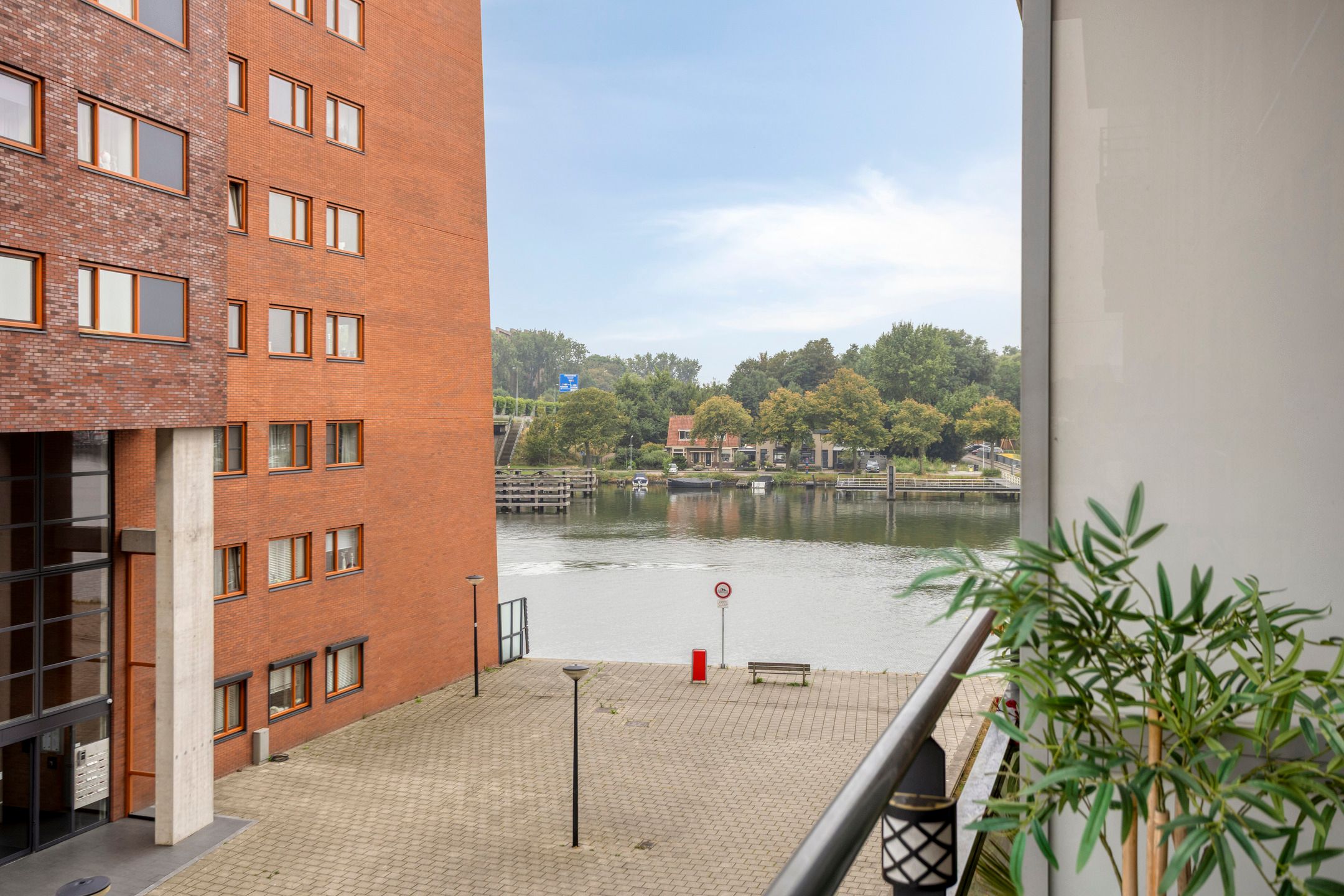 Photo 12 of Conradwerf 88