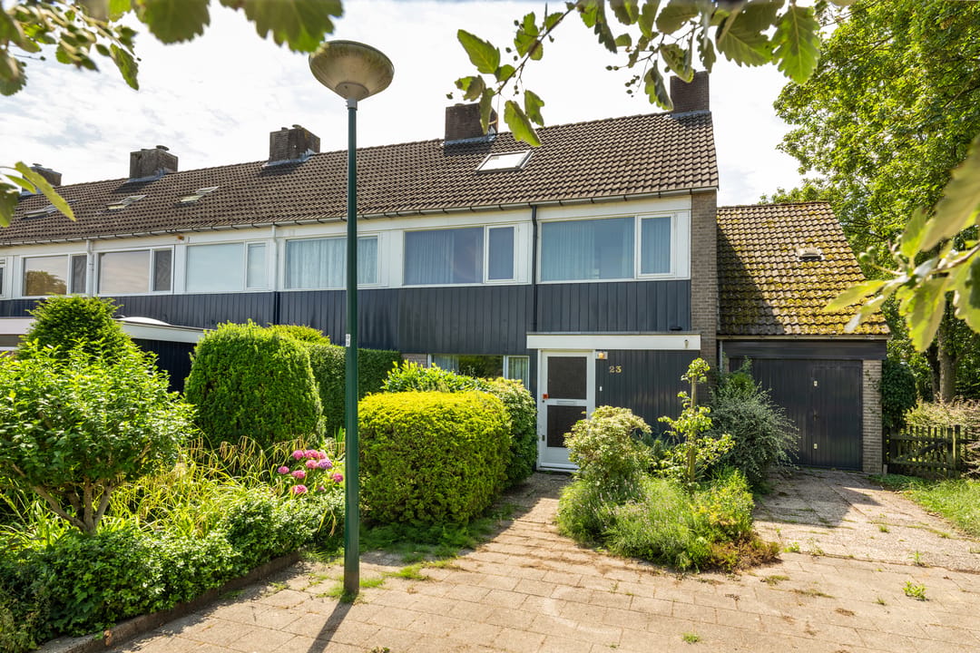 Foto 1 van Voerliedenhoek 23