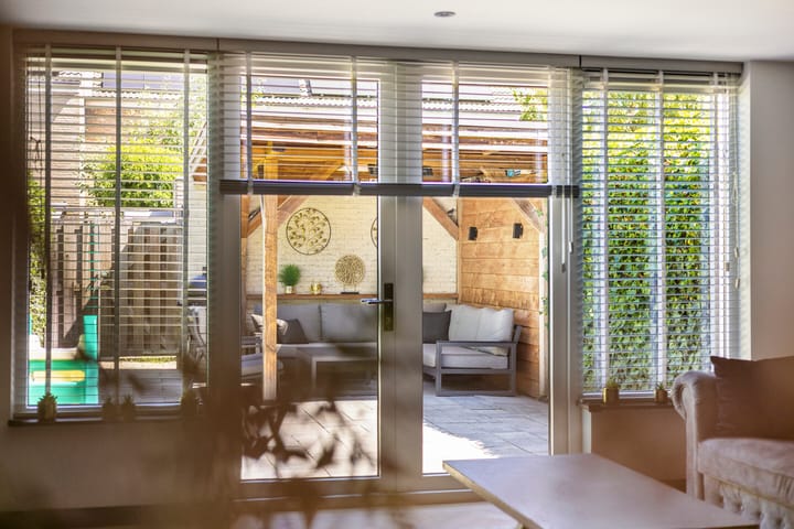 Tussenwoning te koop: Aert Schoumanstraat 13, Hendrik-Ido-Ambacht