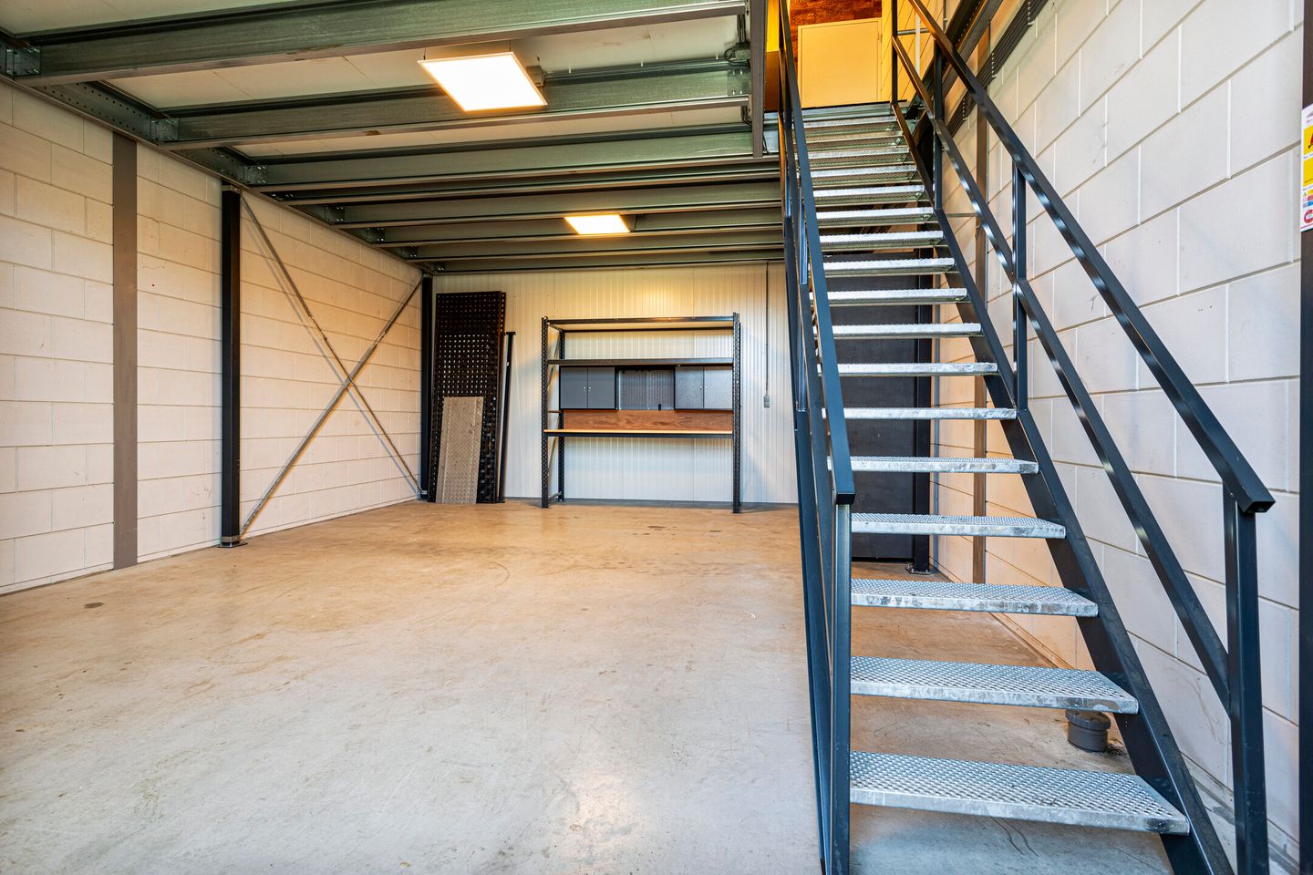 Bekijk foto 3 van Mart Stamhof 52