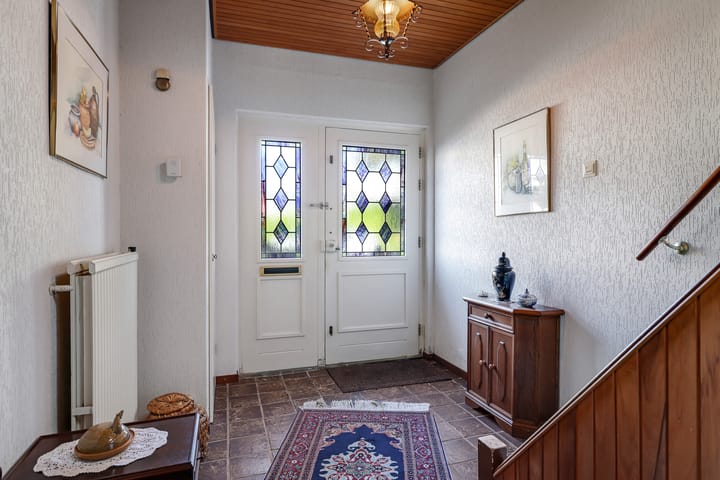 Twee-onder-één-kap te koop: Hendrik Braamstraat 42, Gendt