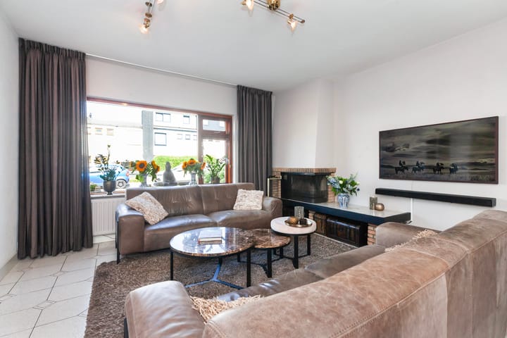 Tussenwoning te koop: Ternatestraat 16, Vlaardingen