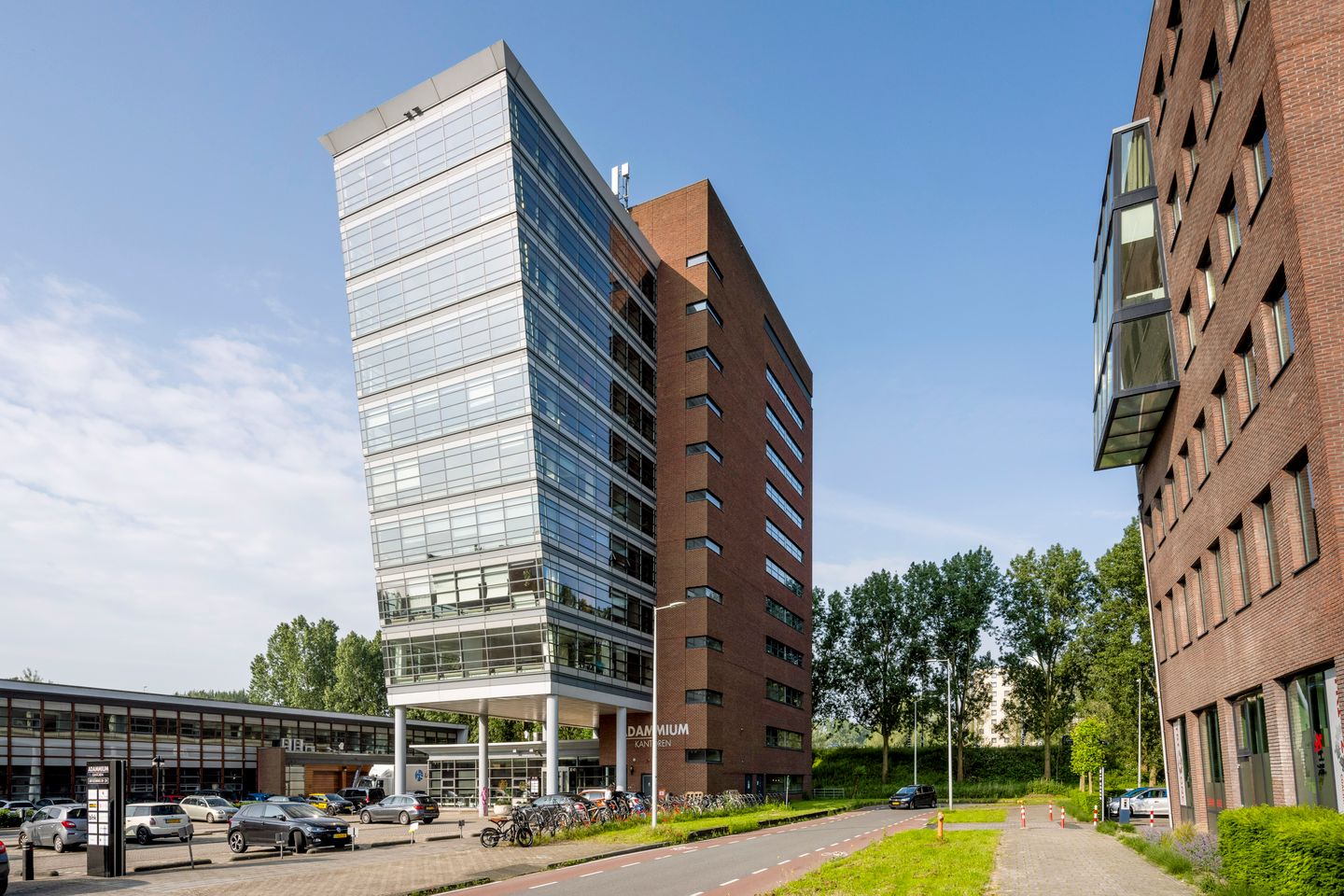 Bekijk foto 2 van Joop Geesinkweg 201-224