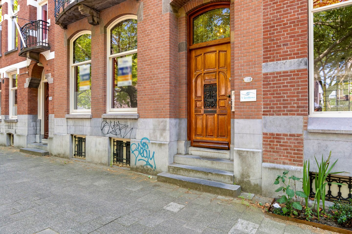 View photo 4 of Mathenesserlaan 326
