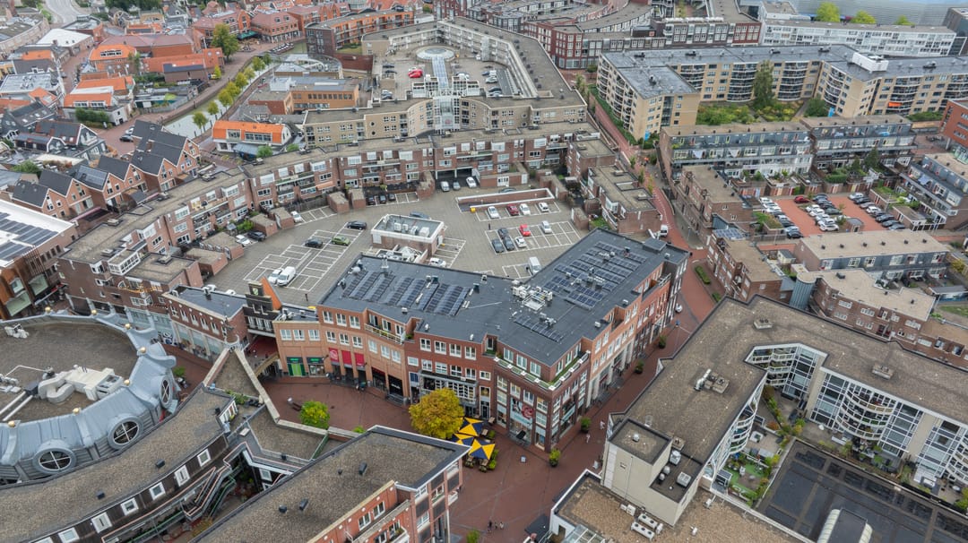 Photo 53 of Uitstraat 193