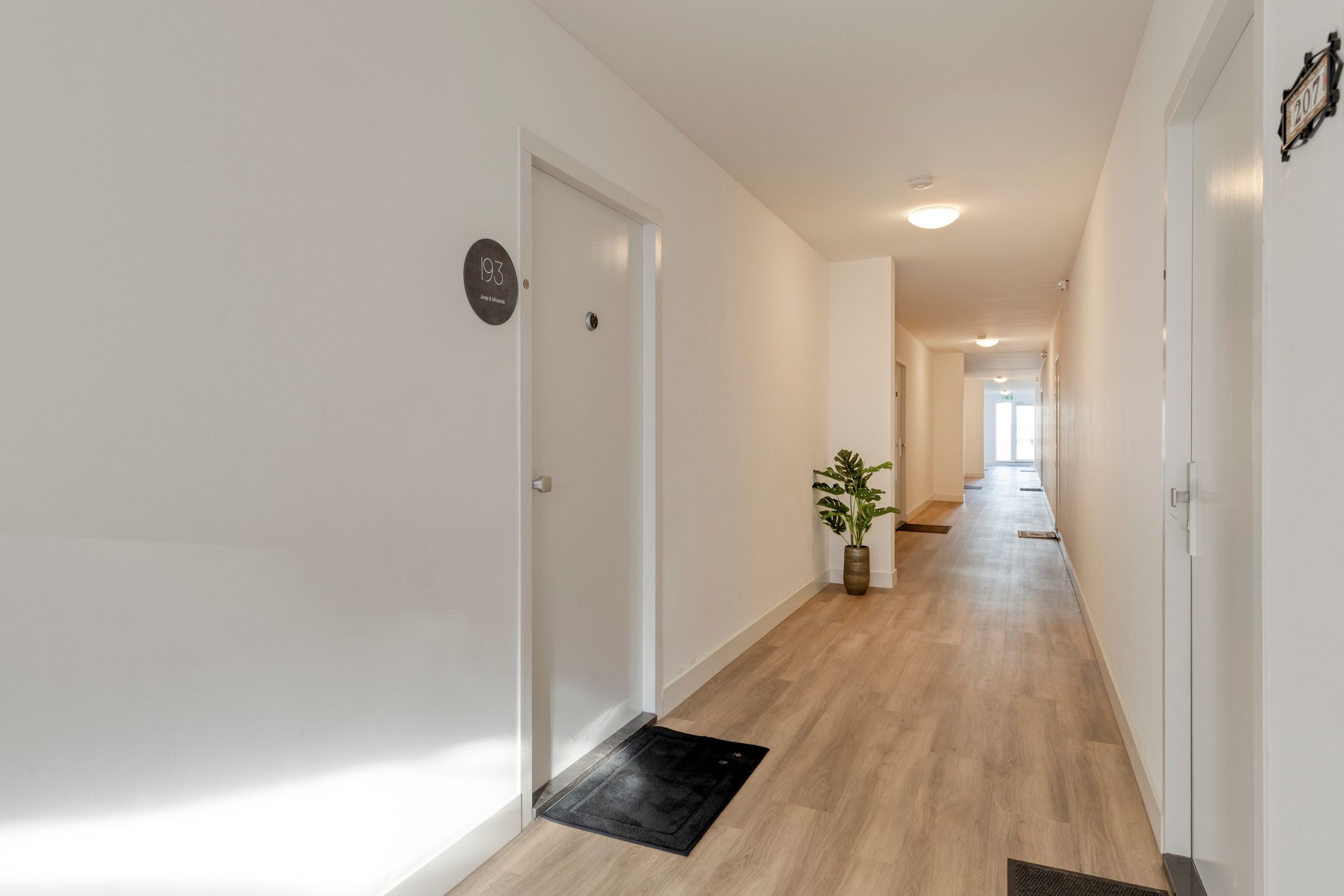 Photo 9 of Uitstraat 193