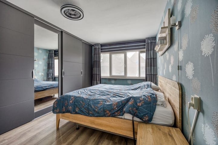 Tussenwoning te koop: Wakerdijk 69, Purmerend