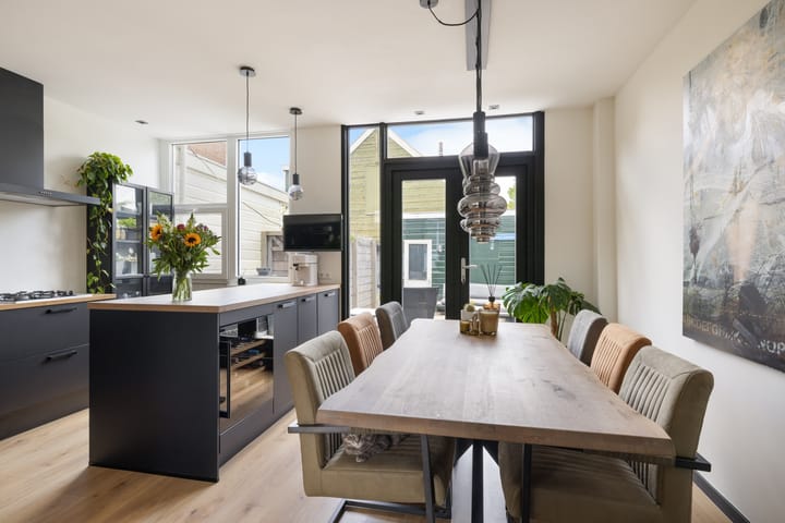 Hoekwoning te koop: Westzijde 149, Zaandam