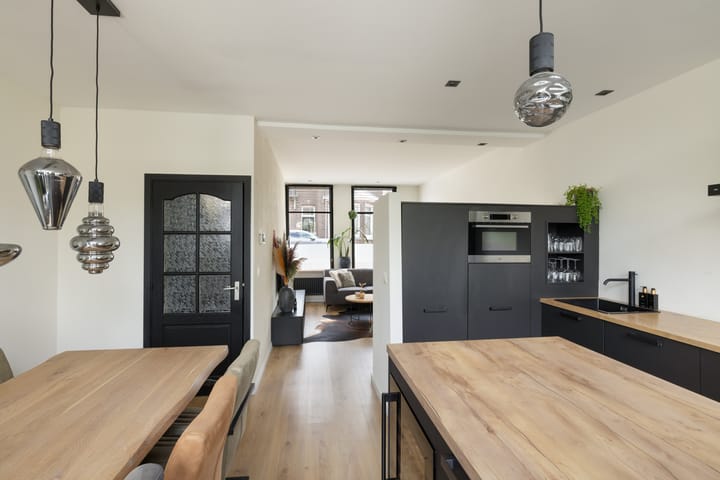 Hoekwoning te koop: Westzijde 149, Zaandam