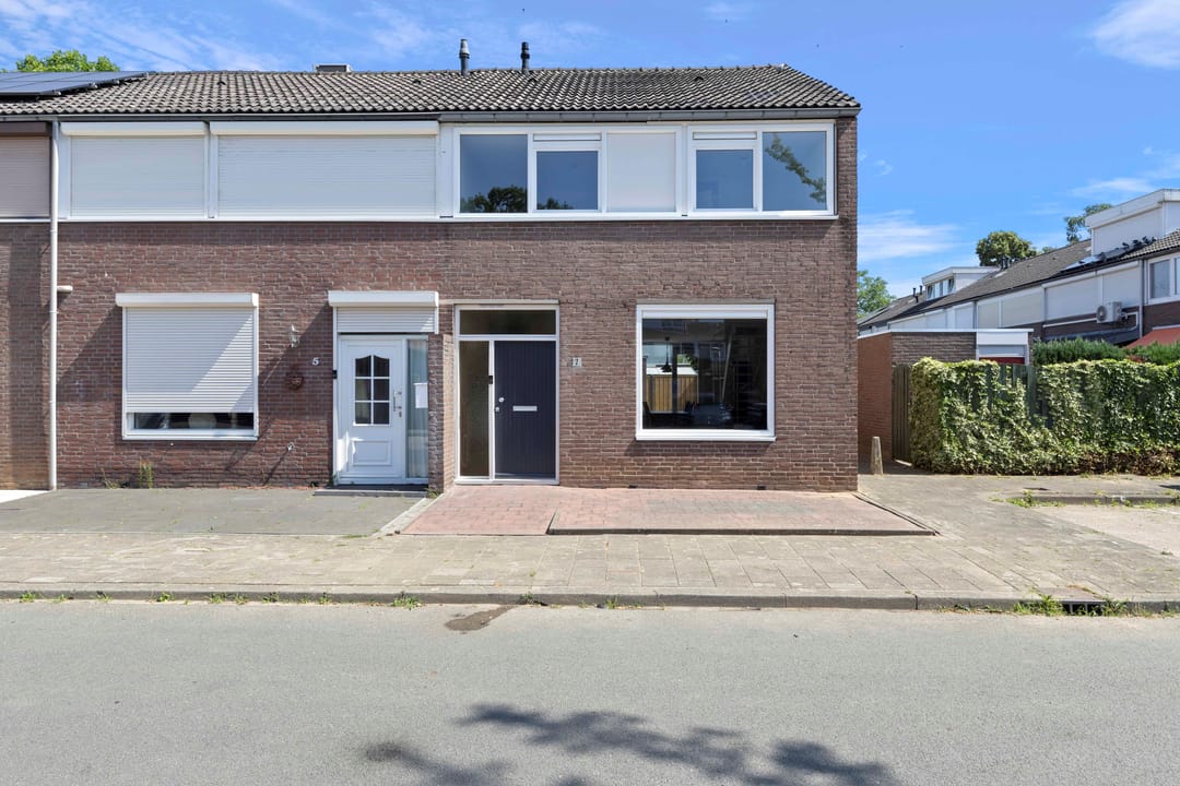 Photo 1 of Corneillestraat 7