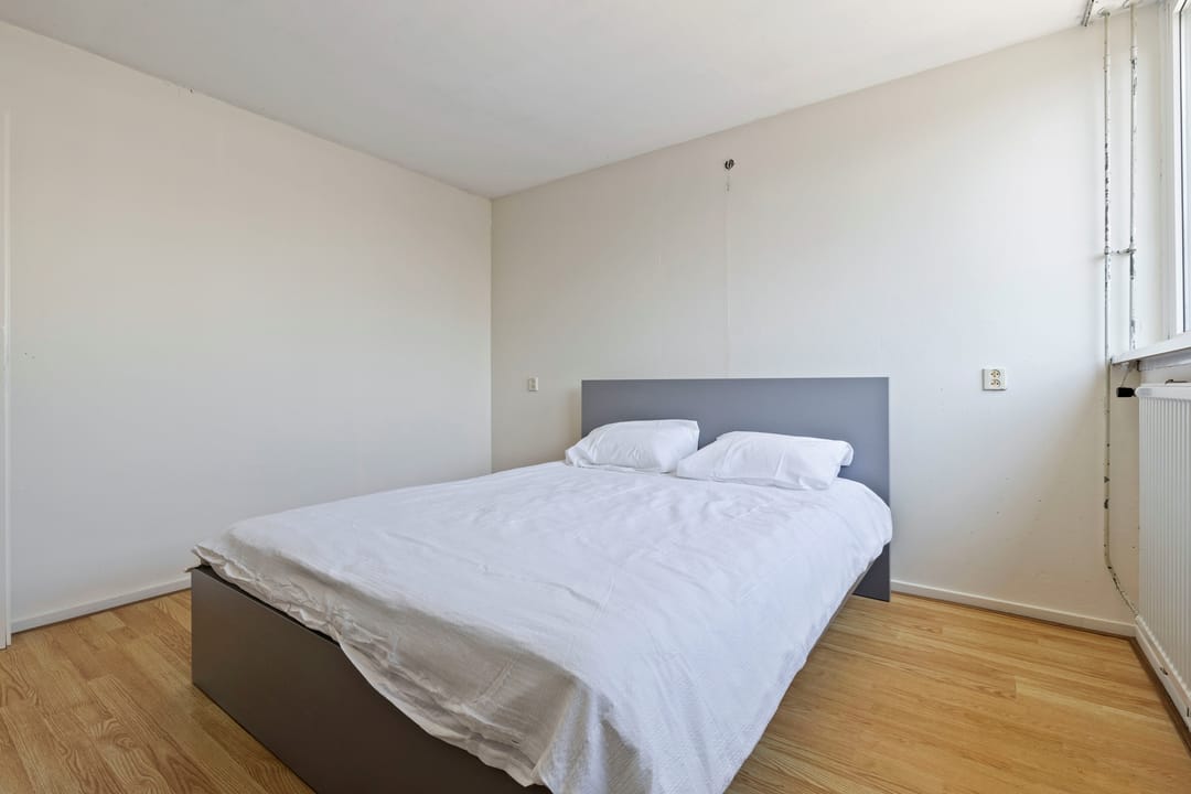 Photo 22 of Corneillestraat 7