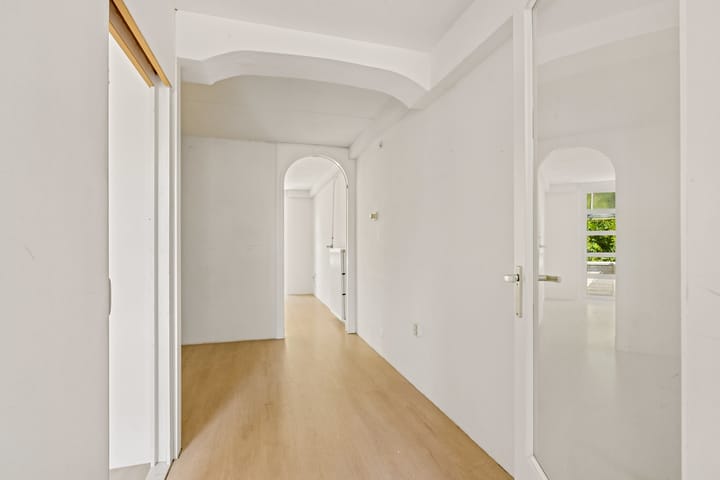 Appartement te koop: Eemplein 27, Almere