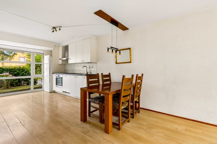 Tussenwoning te koop: Hendrik Marsmanstraat 146, Almere