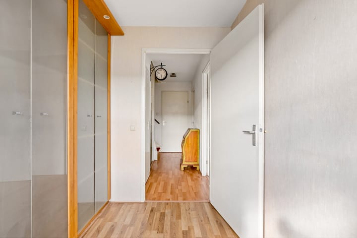 Tussenwoning te koop: Hendrik Marsmanstraat 146, Almere