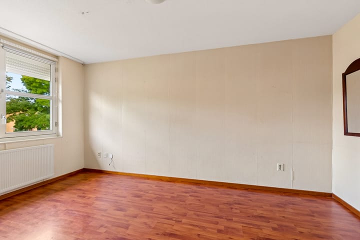 Tussenwoning te koop: Hendrik Marsmanstraat 146, Almere