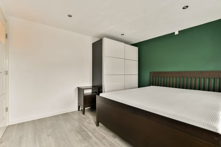 Tussenwoning te huur: Trompstraat 78, Huizen