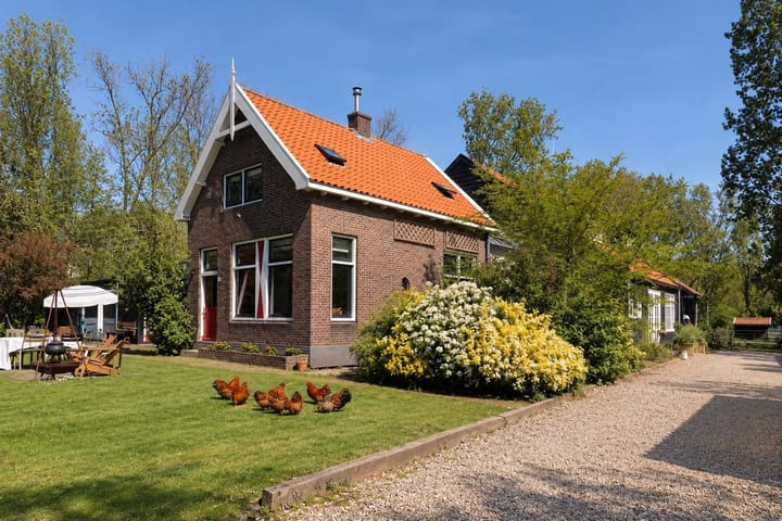 Vrijstaande woning te koop: Wijkergouw 36, Amsterdam