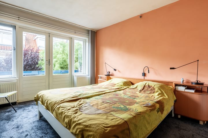 Tussenwoning te koop: Van Kinsbergenstraat 31, Haarlem