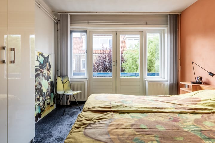 Tussenwoning te koop: Van Kinsbergenstraat 31, Haarlem
