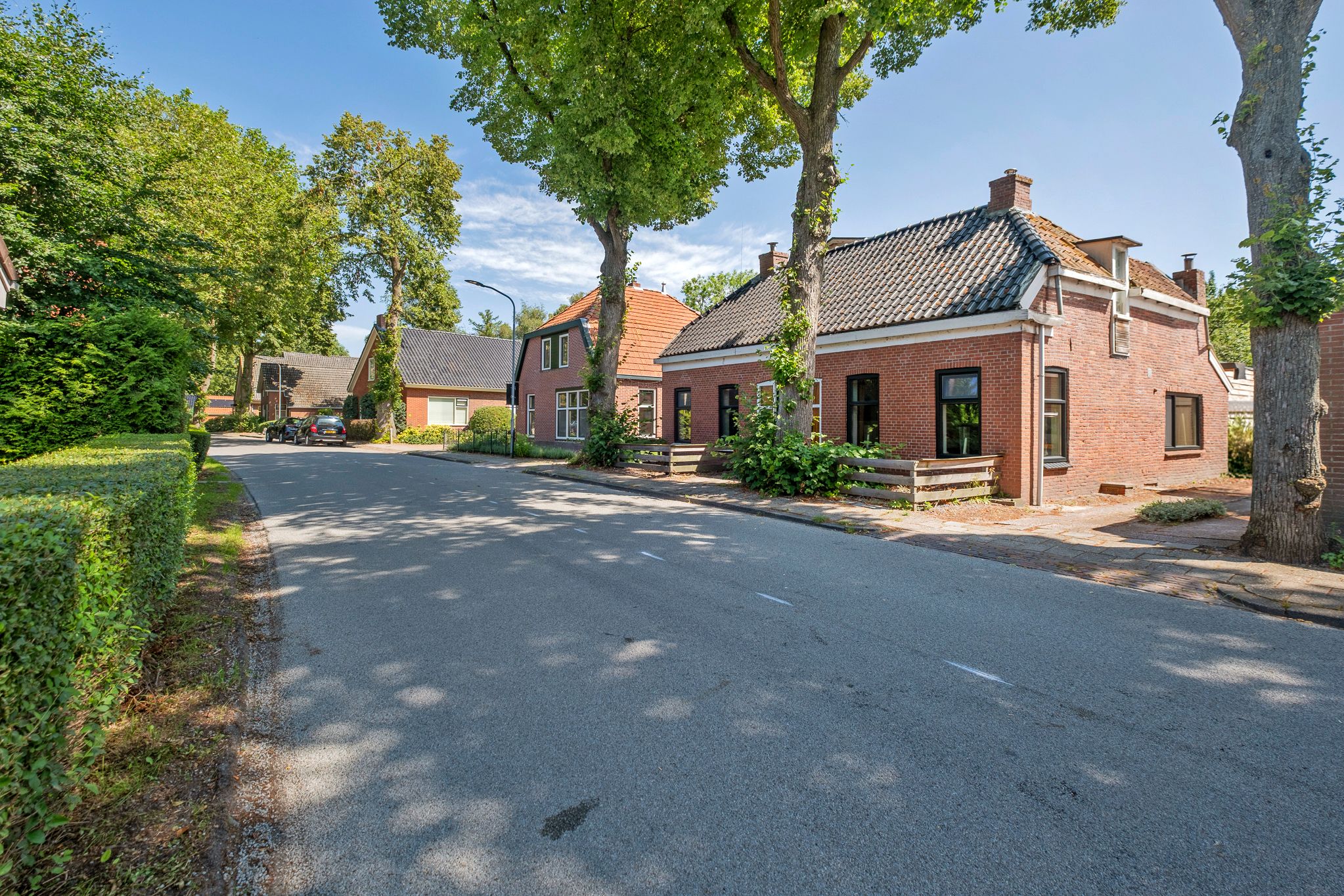 Photo 51 of Uiterburen 36