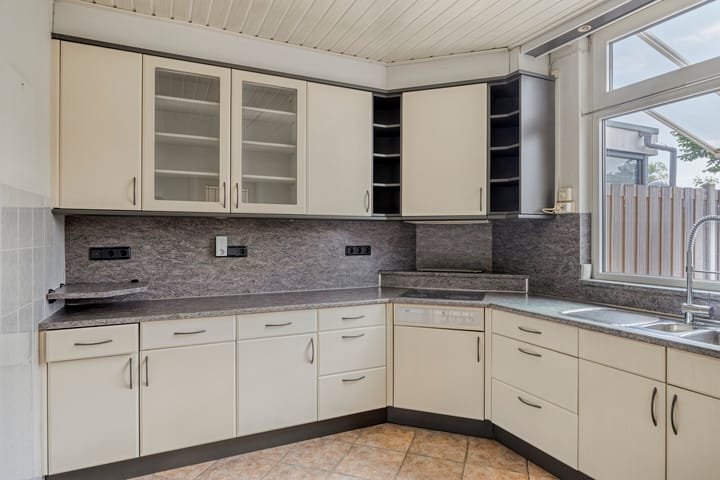 Vrijstaande woning te koop: Schouwinksweg 25, Hengelo