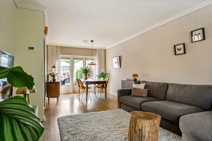 Hoekwoning te koop: Dr. Bosstraat 14, Tiel