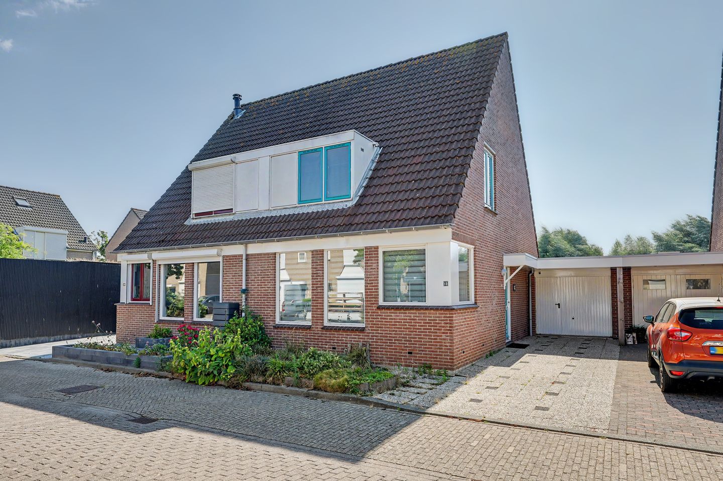 Foto 1 van Wilhelmina Druckerlaan 15