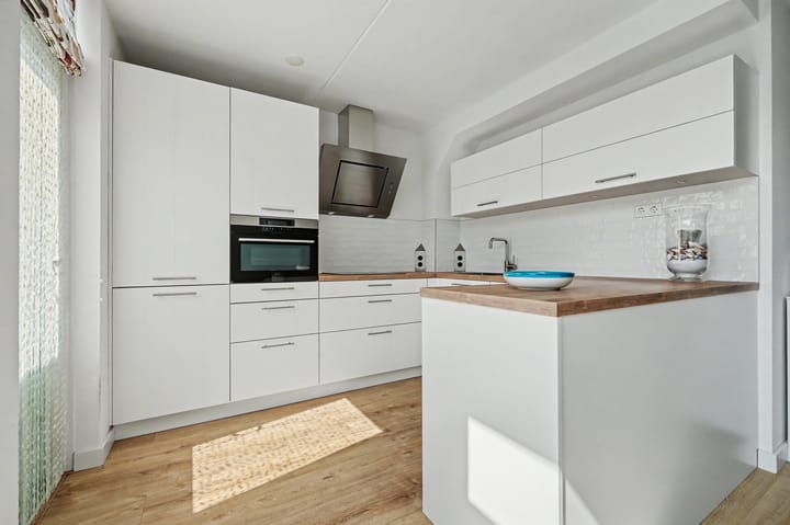 Foto 2 van Wilhelmina Druckerlaan 15