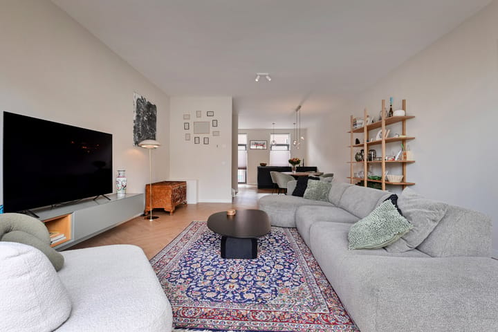 Tussenwoning te koop: Molenpad 7, Leidschendam