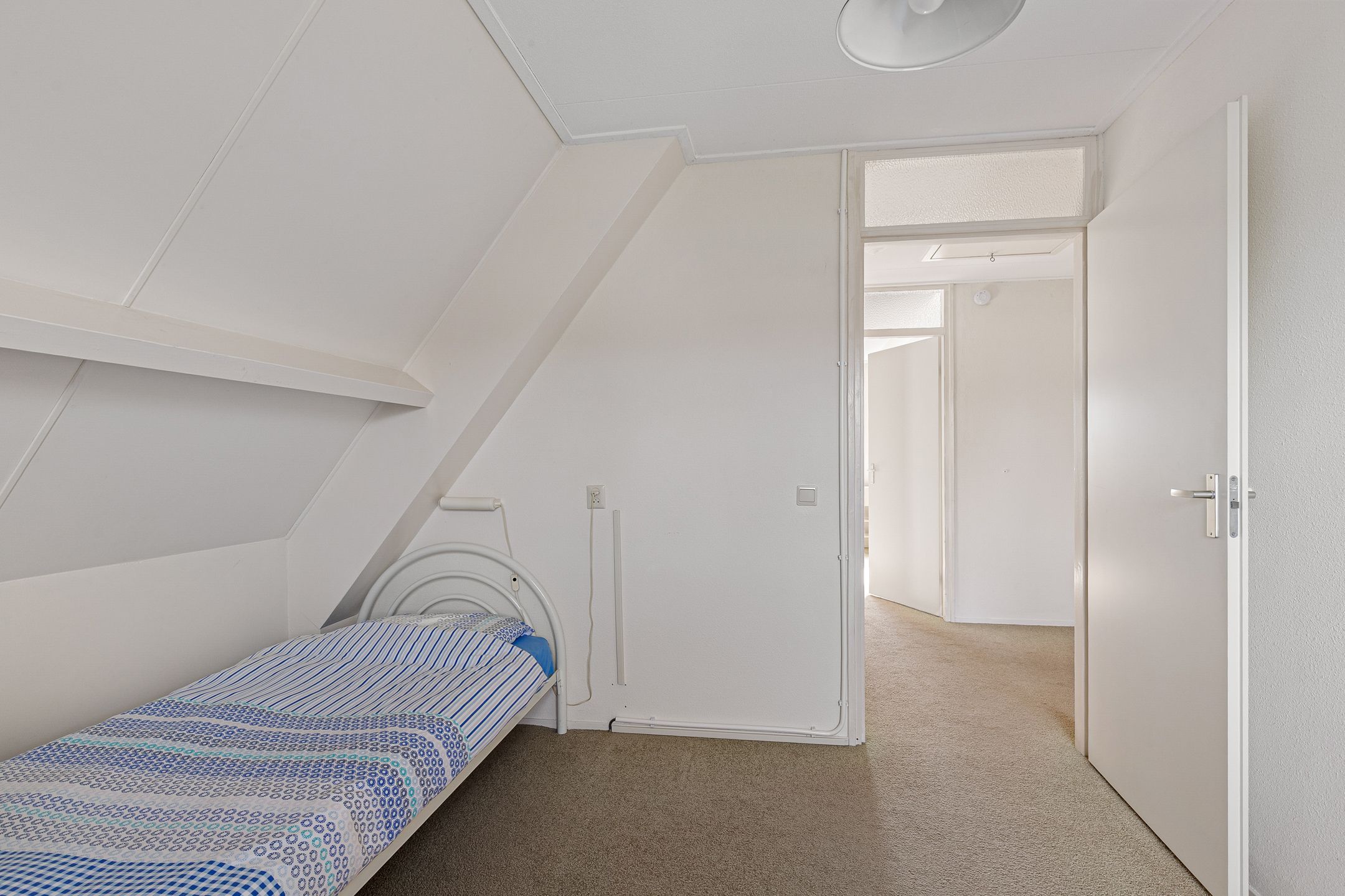 Photo 33 of Groenhof 28-A