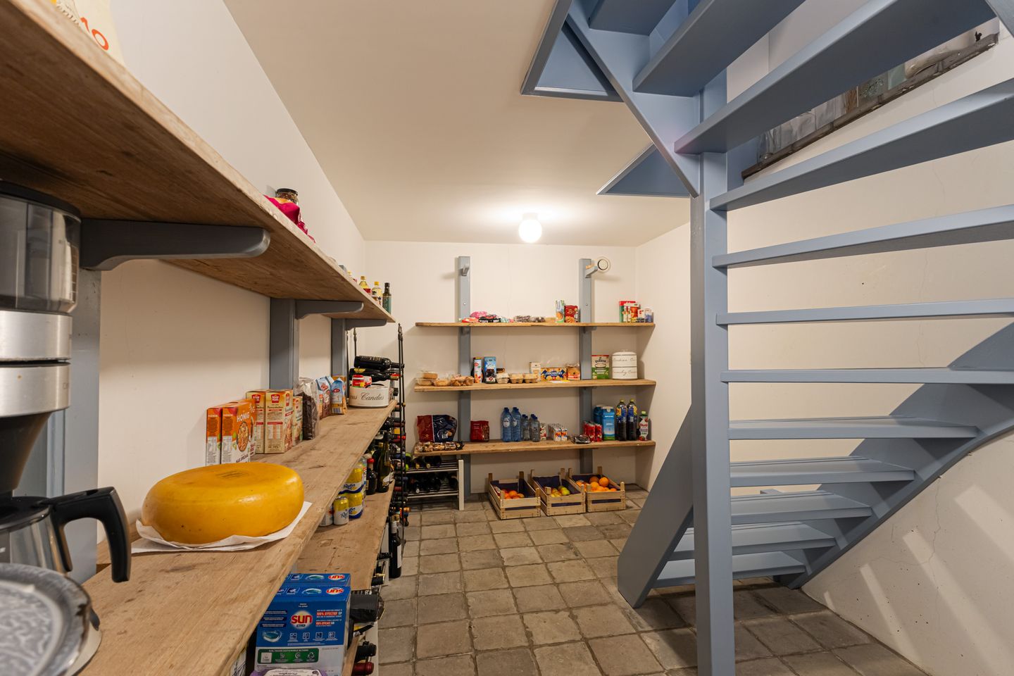 Photo 20 of Westeinde 76