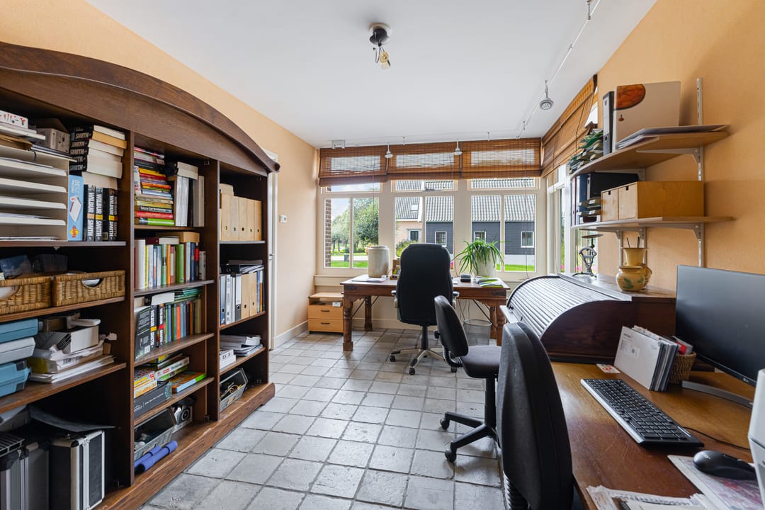 Photo 17 of Westeinde 76