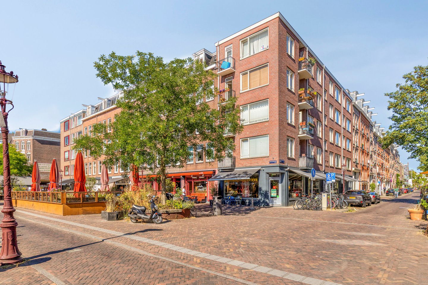 View photo 2 of Beukenplein 23