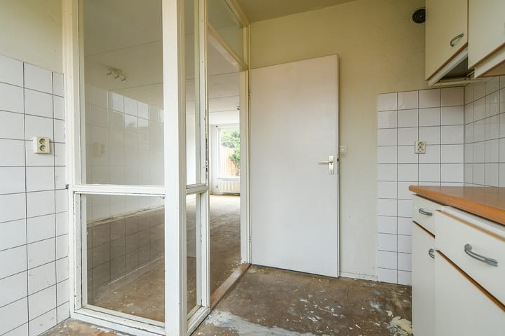 Tussenwoning te koop: Oksholm 127, Hoofddorp