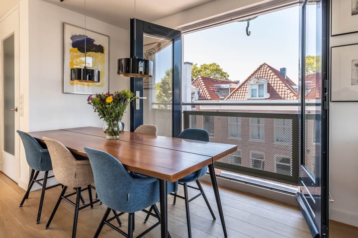 Appartement te koop: Douwes Dekkerstraat 27, Amsterdam