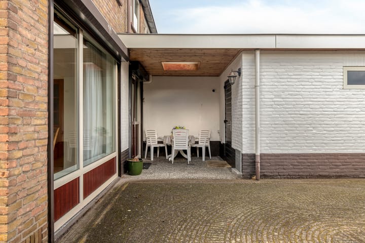 Hoekwoning te koop: Ruijgenbosweg 35, Eerbeek