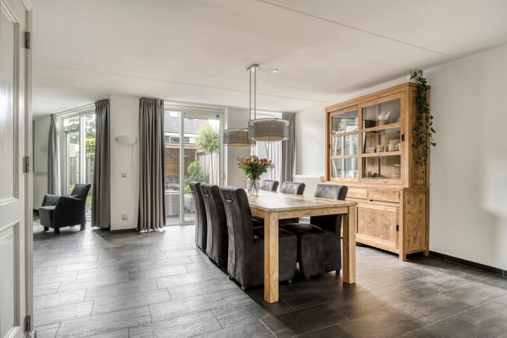 Tussenwoning te koop: Saltshof 3486, Wijchen