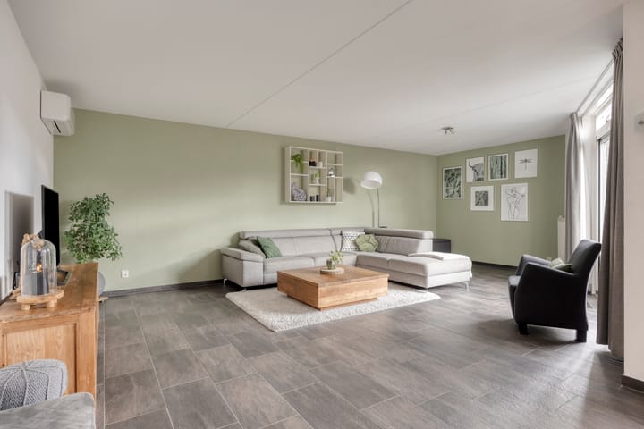 Tussenwoning te koop: Saltshof 3486, Wijchen