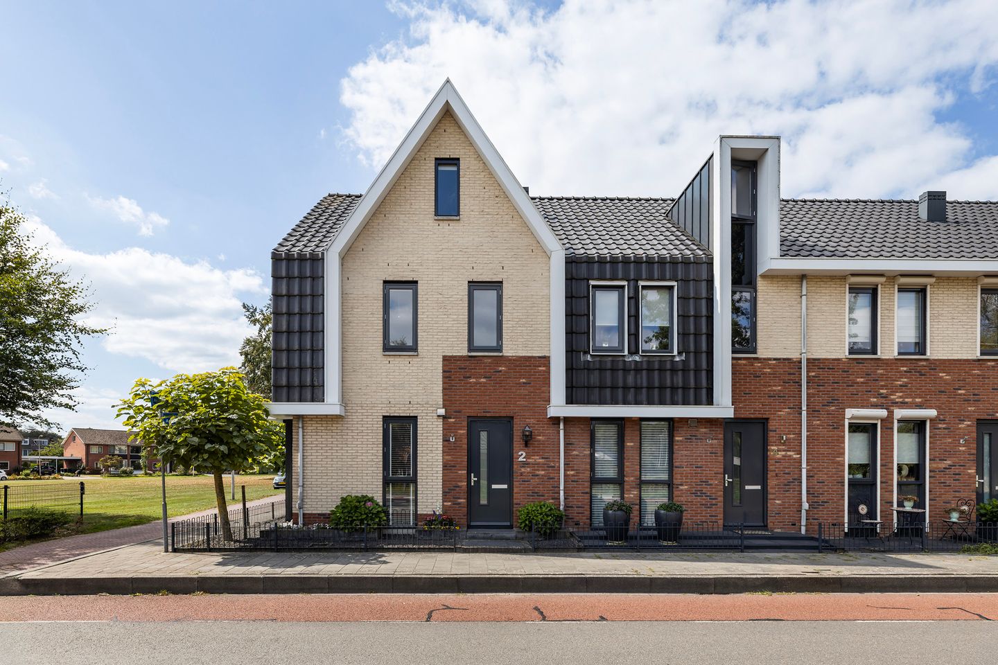 Foto 1 van Karel Appelstraat 2