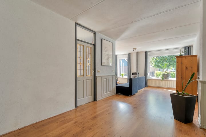 Twee-onder-één-kap te koop: Baalder-Esch 107, Hardenberg