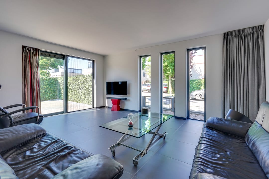 Photo 7 of Louis Couperushove 12