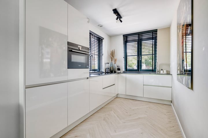 Hoekwoning te koop: De Steenkuil 2, Woerden