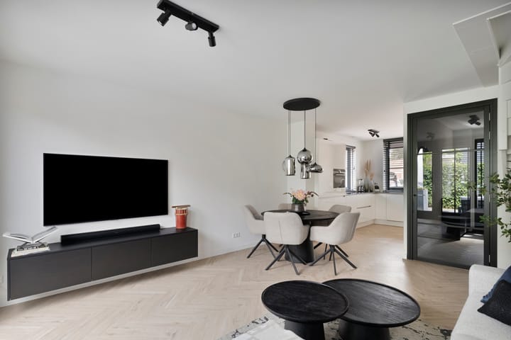 Hoekwoning te koop: De Steenkuil 2, Woerden