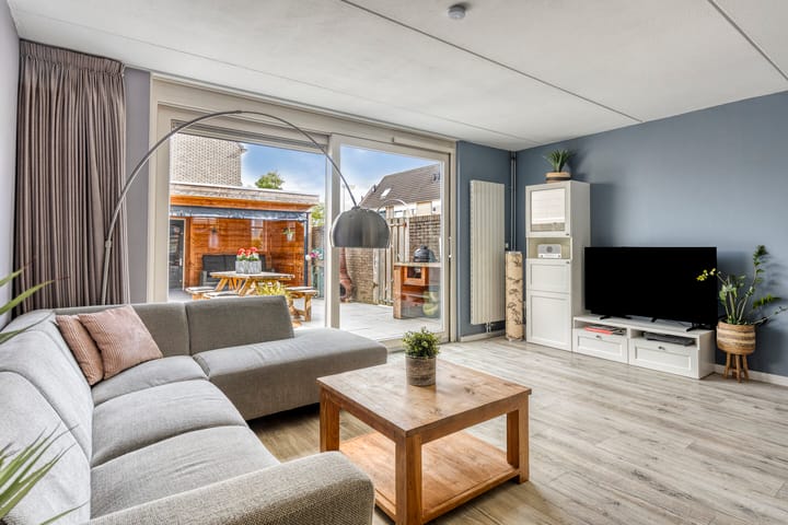 Hoekwoning te koop: Frescobaldistraat 116, Purmerend