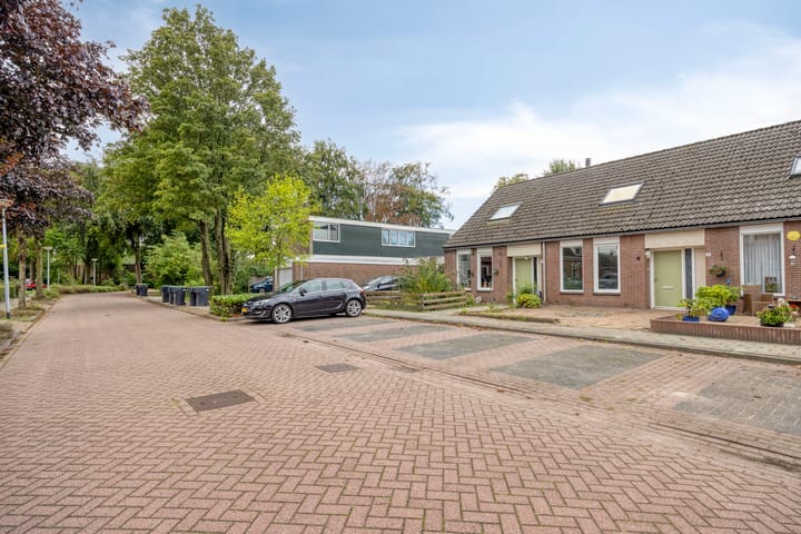 Photo 2 of Harm van der Laanweg 10