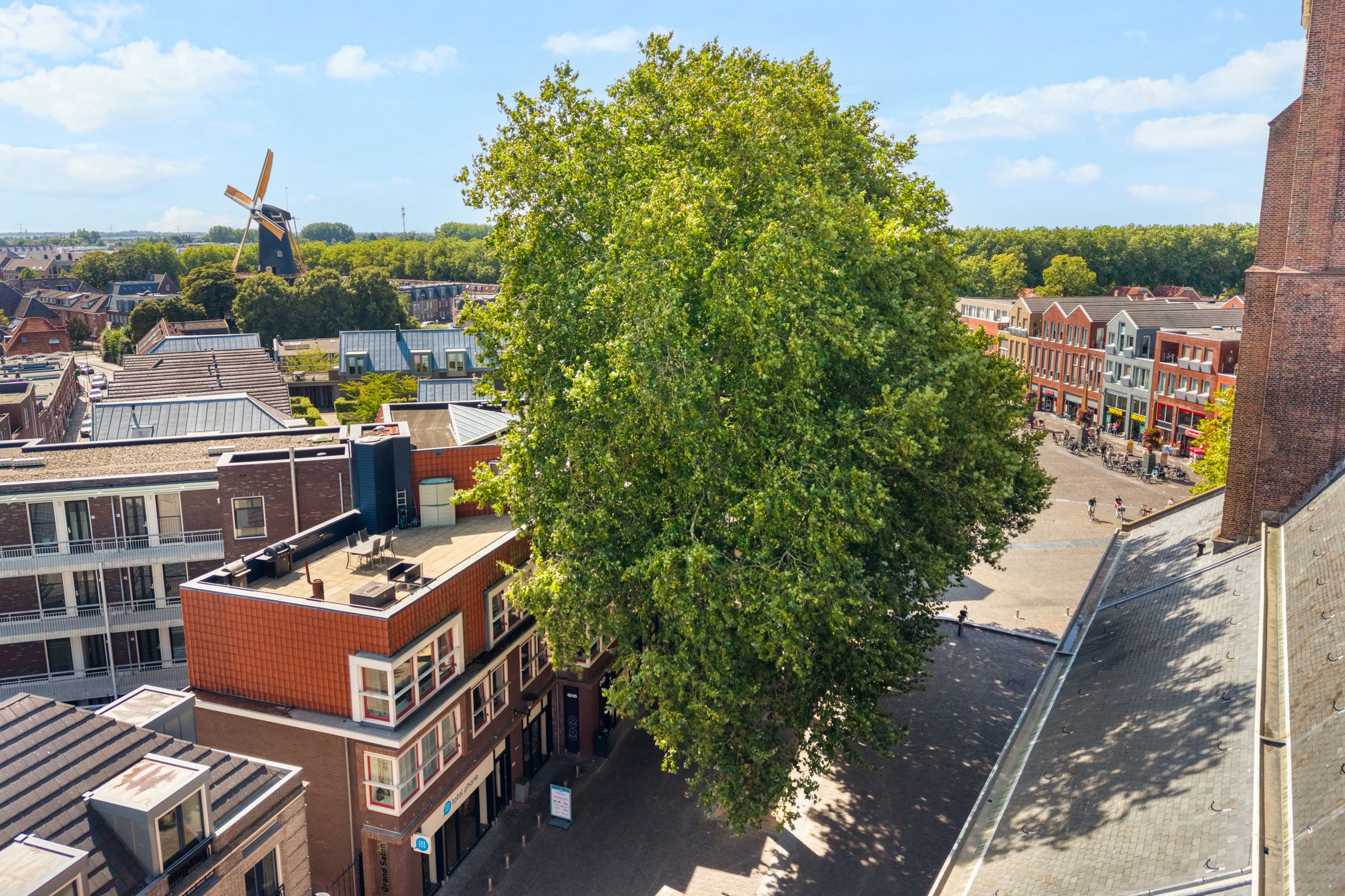 Photo 39 of Hogewoerd 1-H