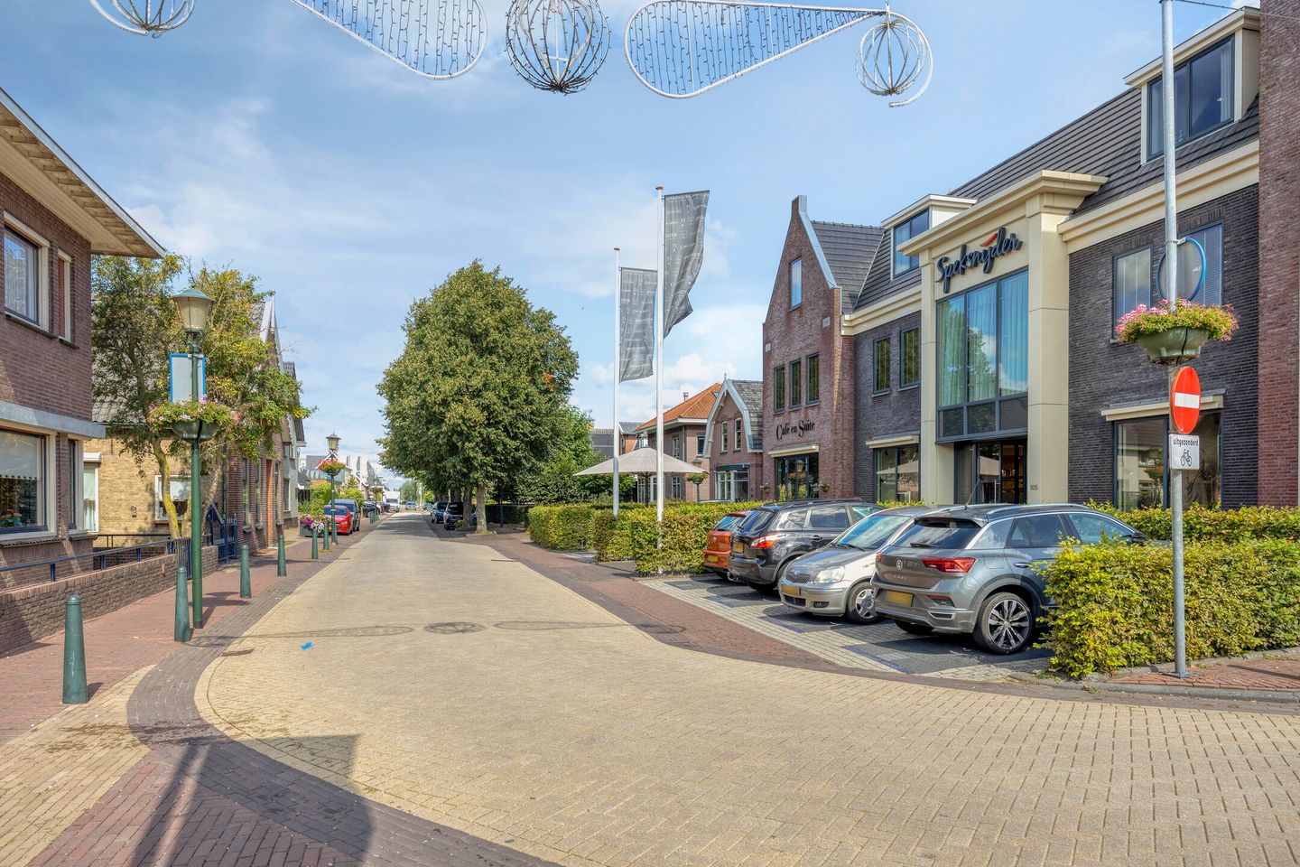 Photo 29 of Hoofdstraat 98